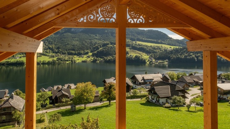 Nové byty s výhledem na jezero, Grundlsee