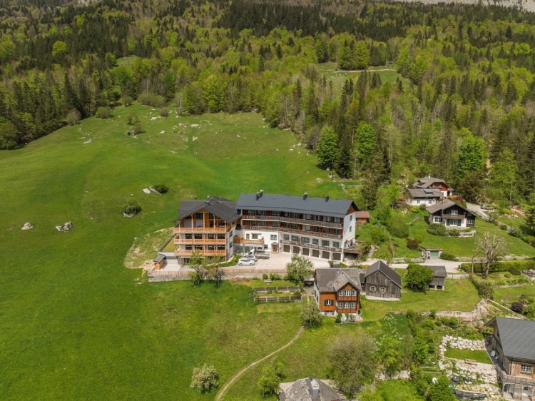 Byt bez povinného pronájmu, Grundlsee