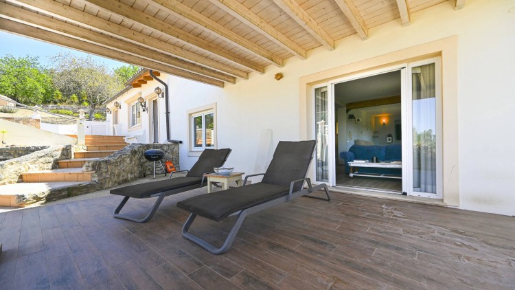 Krásná vila na venkově s bazénem na prodej, Cabanitas, Algarve