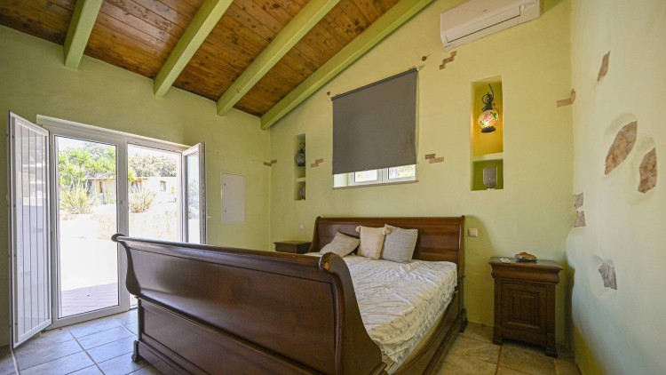 Krásná vila na venkově s bazénem na prodej, Cabanitas, Algarve