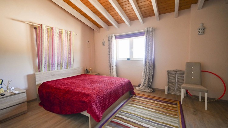 Krásná vila na venkově s bazénem na prodej, Cabanitas, Algarve
