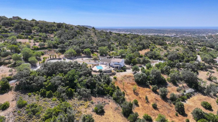 Krásná vila na venkově s bazénem na prodej, Cabanitas, Algarve