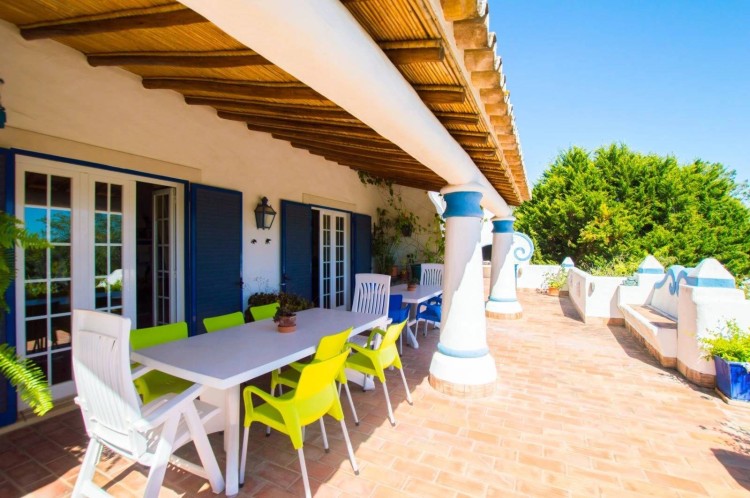 Typická algarvská vila s bazénem na prodej, São Lorenço, Algarve