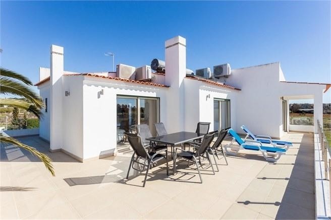 Luxusní vila přímo u golfového hřiště, Albufeira