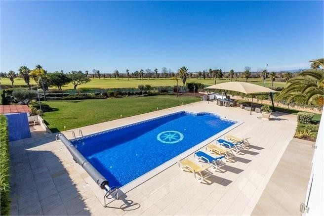 Luxusní vila přímo u golfového hřiště, Albufeira