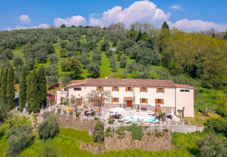 Impozantní vila s výhledem v Montecatini Terme