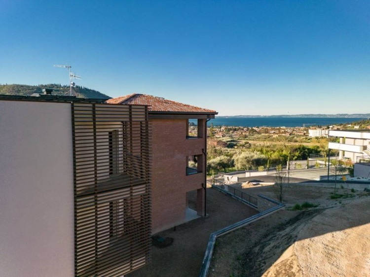 Apartmán s výhledem na jezero Garda