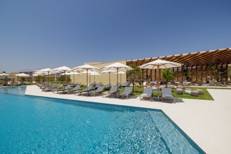 Nové vily a apartmány blízko pláže na prodej, Castro Marim, Algarve