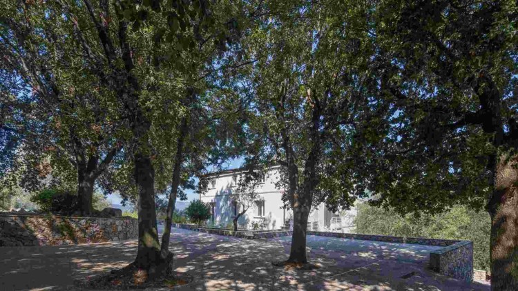 Nový apartmán s výhledem na moře a bazénem na prodej, Lerici
