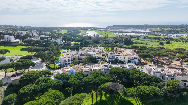 Vila v golfové lokalitě na prodej, Vale do Lobo, Algarve