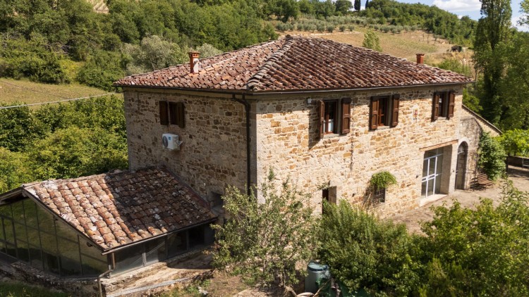 Krásná kamenná usedlost na prodej v oblasti Chianti