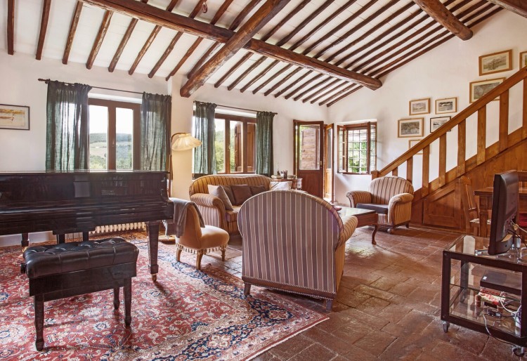 Krásná kamenná usedlost na prodej v oblasti Chianti