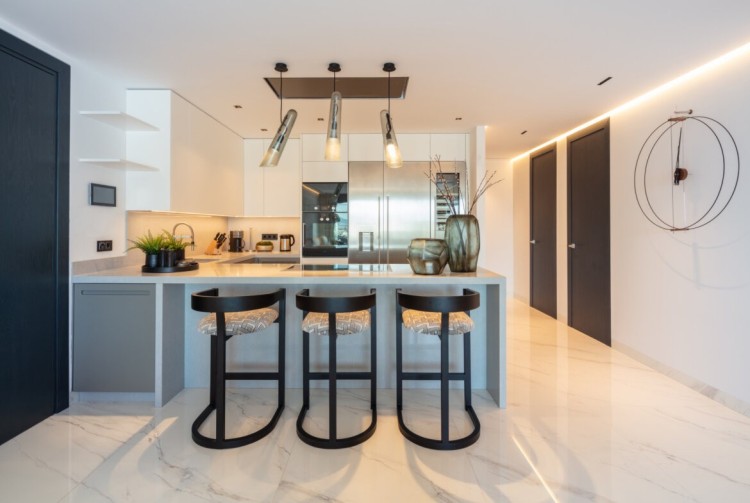 Apartmán u mariny na prodej v Puerto Banus
