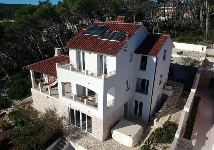 Vila v první linii u moře na prodej, Korčula