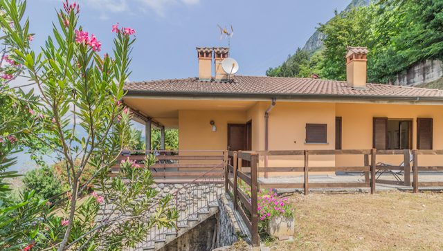 Panoramatický dům u Lago di Como