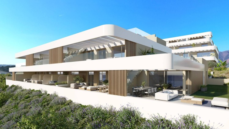 Nové luxusní apartmány 250 m od pláže, Estepona, Costa del Sol