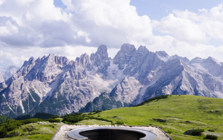 Krásný historický hotel v perfektním stavu  v San Candido v italských Dolomitech