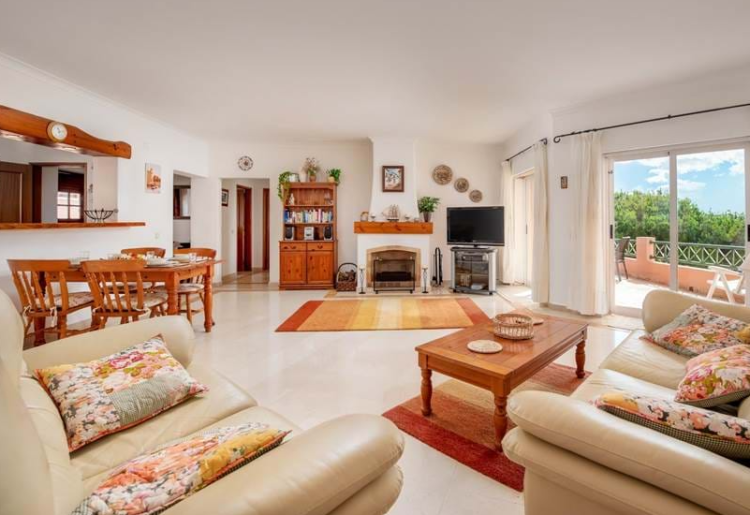 Apartmán s výhledem na moře na prodej, Praia da Luz
