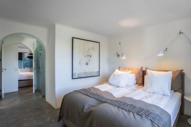 Nádherná luxusní vila s bazénem obklopená zelení na prodej, Lagos, Algarve