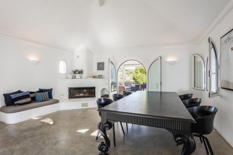 Nádherná luxusní vila s bazénem obklopená zelení na prodej, Lagos, Algarve