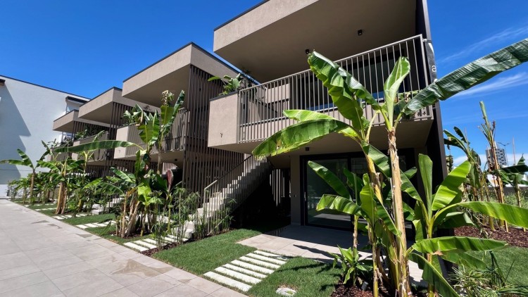 Nový apartmán s bazénem v Jesolo Lido na prodej