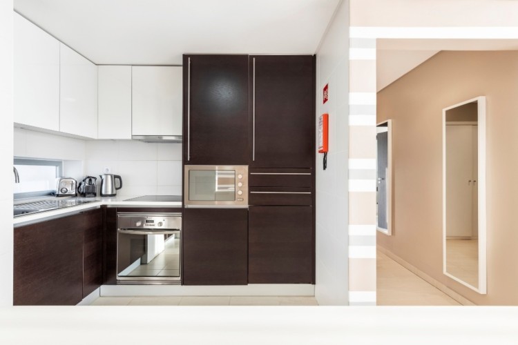 Vily a apartmány ve špičkovém areálu s bazény, nedaleko pláže, na prodej, Vilamoura, Algarve