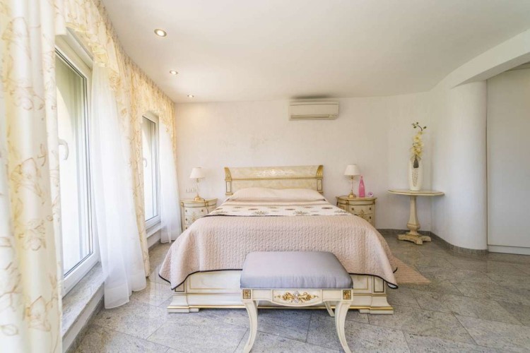 Vila v Calpe s výhlede na moře na prodej