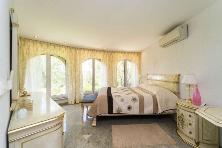 Vila v Calpe s výhlede na moře na prodej