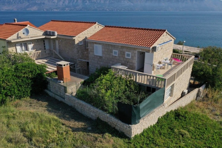 Apartmánový dům na prodej Brač