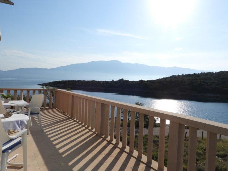 Apartmánový dům na prodej Brač