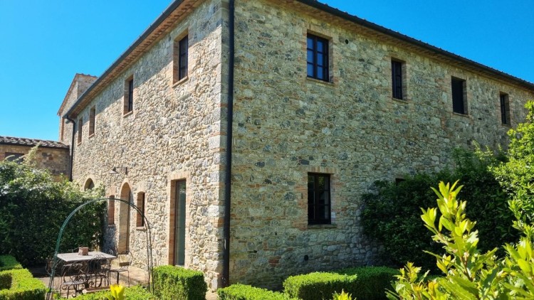 Apartmán v toskánském rezortu s bazénem blízko Volterry