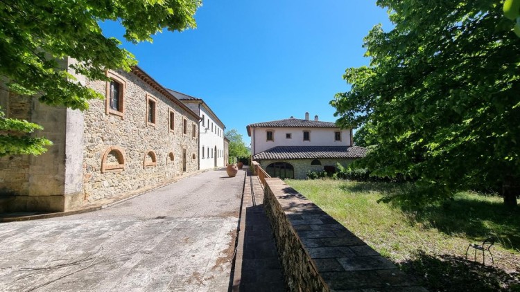 Apartmán v toskánském rezortu s bazénem blízko Volterry