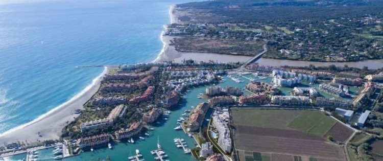 Nové exkluzivní apartmány v La Marina de Sotogrande