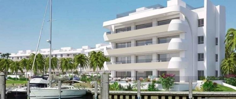 Nové exkluzivní apartmány v La Marina de Sotogrande
