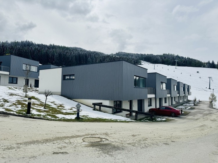Ski-in ski-out dům u sjezdovky na prodej, Sankt Lambrecht