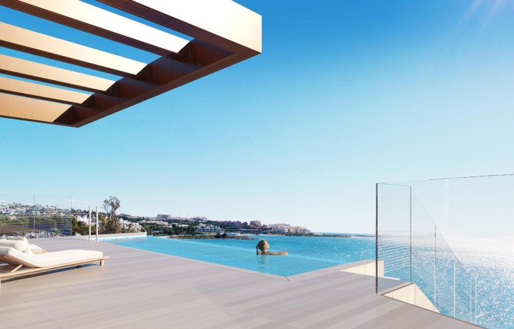 Dva nové apartmány v rezidenčním komplexu na pláži v Esteponě