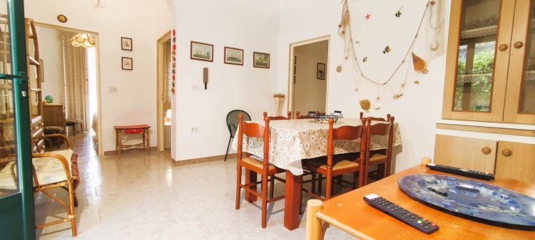 Domek se zahrádkou u pláže na prodej, blízko centra Torre Lapillo