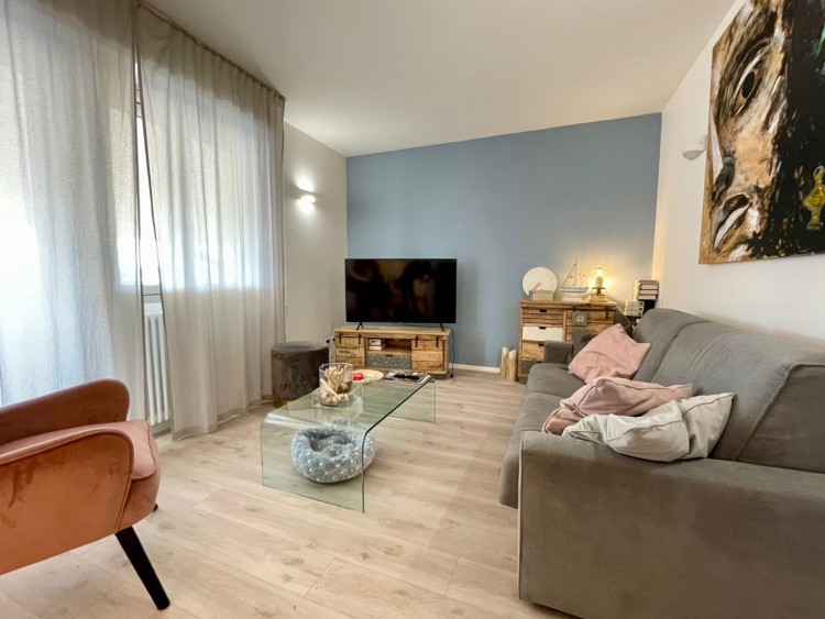 Elegantní a prostorný byt u moře na prodej, Porto Santa Margherita