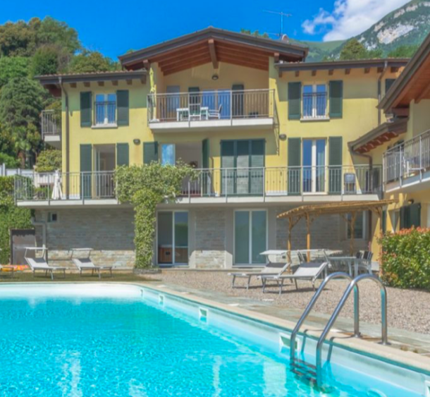 Apartmány v rezidenci s bazénem v Griante na Lago di Como