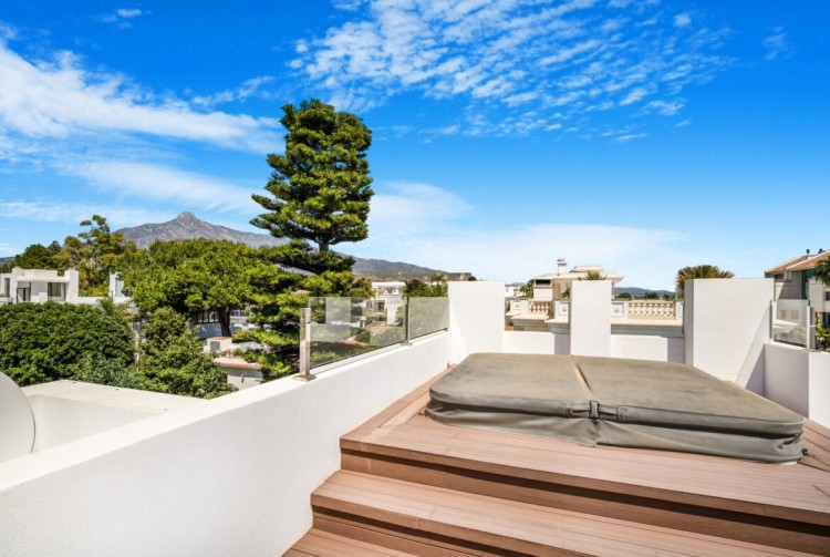 Luxusní vila na prodej Puerto Banús