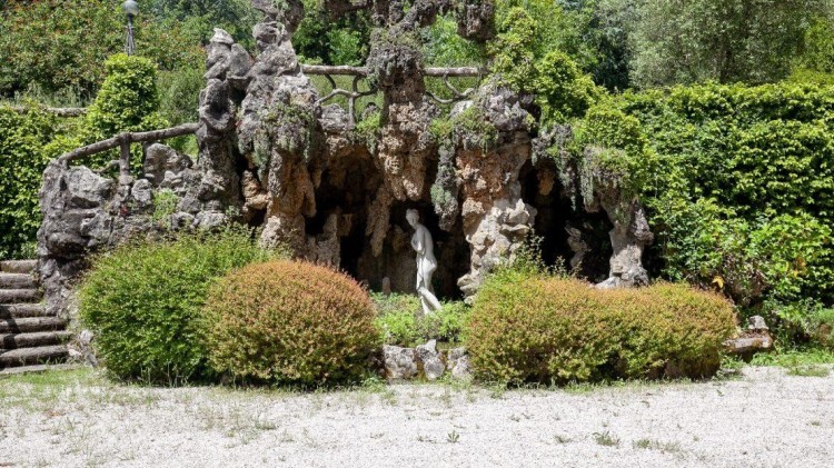 Historická vila na prodej nedaleko města Lucca