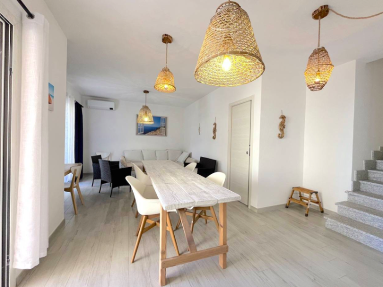Elegantní apartmán jen pár kroků od moře v Isola Rossa