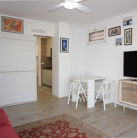 Zrekonstruovaný byt s výhledem, Porto Santa Margherita