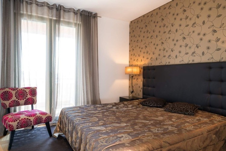 Luxusní byt na prodej s bazénem, v blízkosti pláže, v soukromém kondominiu s bazénem, v přístavu Vilamoura, Algarve