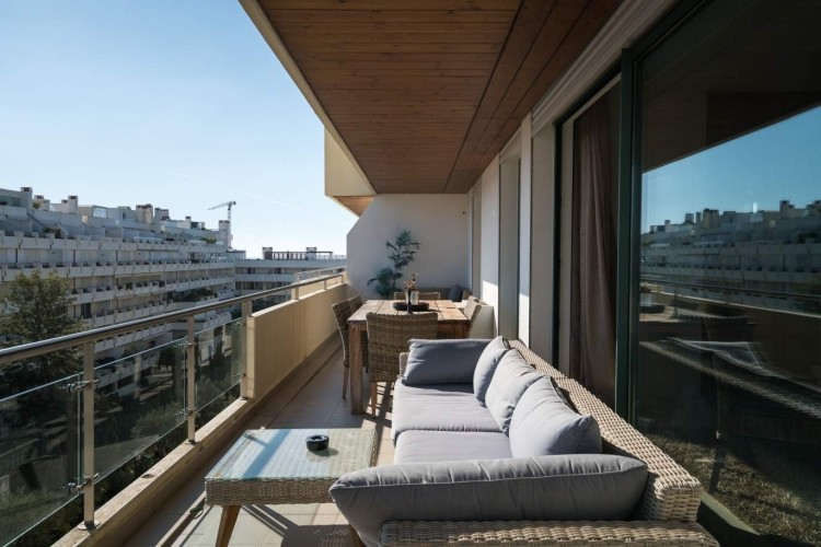 Luxusní byt na prodej s bazénem, v blízkosti pláže, v soukromém kondominiu s bazénem, v přístavu Vilamoura, Algarve