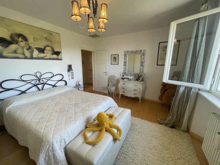 Exkluzivní vila na prodej s výhledem na moře, Pietrasanta
