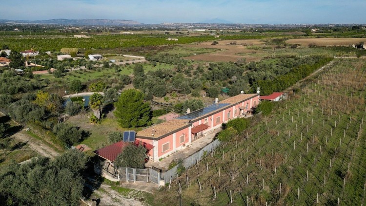 Vila na Sicílii na prodej