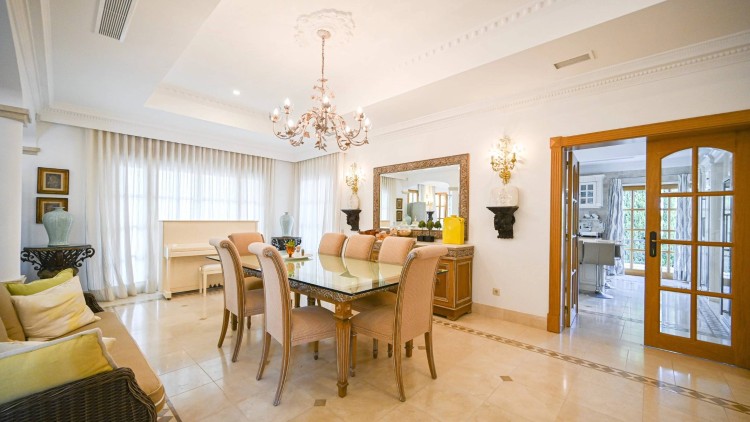 Exkluzivní sídlo v luxusním resortu Quinta do Lago na prodej