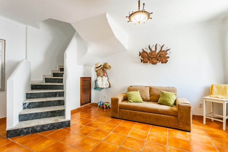 Vila u pláže s exkluzivním výhledem na moře na prodej, Algarve